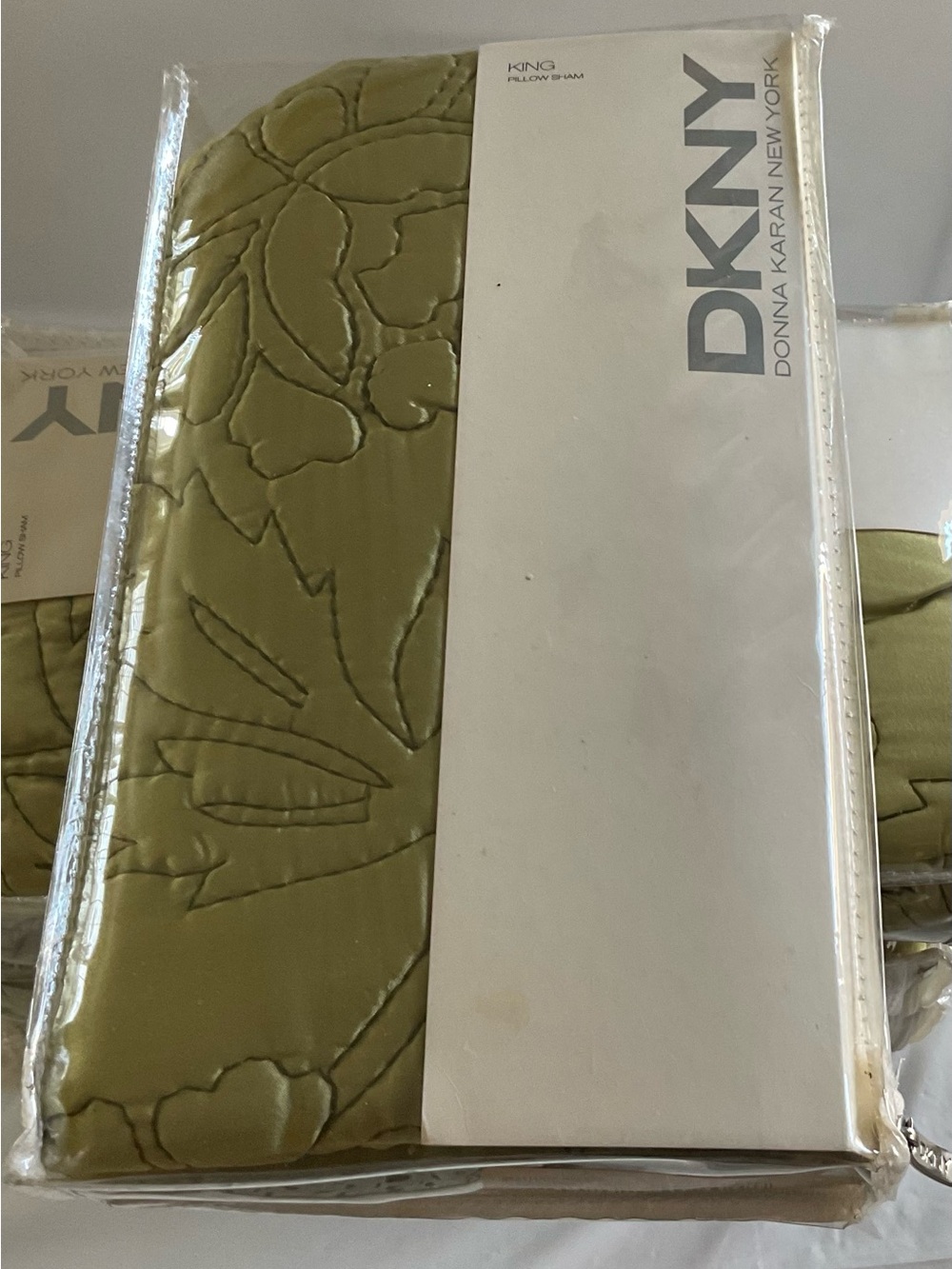 DKNY Scattered Garden Green King Sham Sage- New In Package